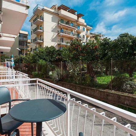 Orange Street Studio Apartamento Sorrento Exterior foto